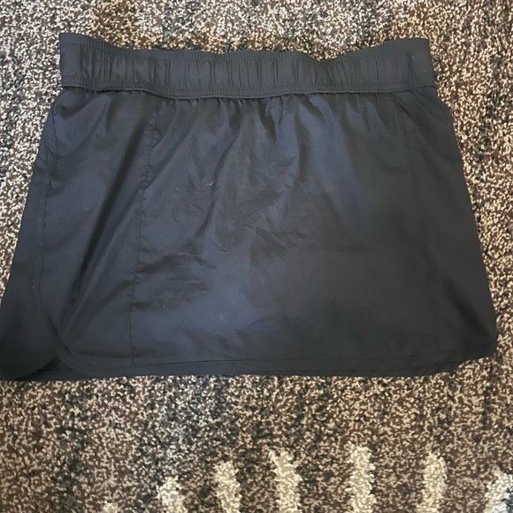 Black Columbia Athletic Skort - Picture 1 of 3